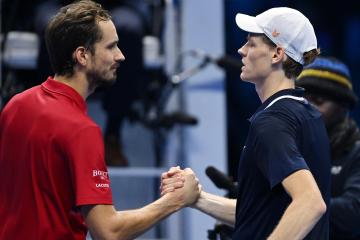 开云体育平台APP-包含ATP总决赛力克法网，梅德韦杰夫扛起全队的词条