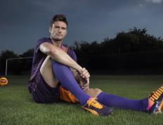 开云官方app入口-燃烧的球场与轰鸣的赛道，当新疆队与班凯罗跨越赛场谱写同一曲英雄交响