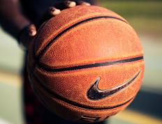 开云体育登录-两代神锋隔空对话！迪亚斯补时绝杀致敬传奇，阿森纳惊险攻克圣马梅斯