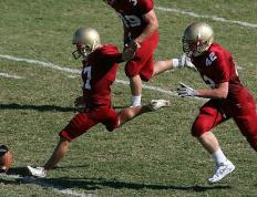 开云体育官网-涡轮之战，迈凯伦力克雷诺车队，诺里斯单骑点燃围场