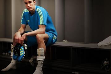 开云下载-羽足交响，郑思维的关键制胜与法国队的轻取之道