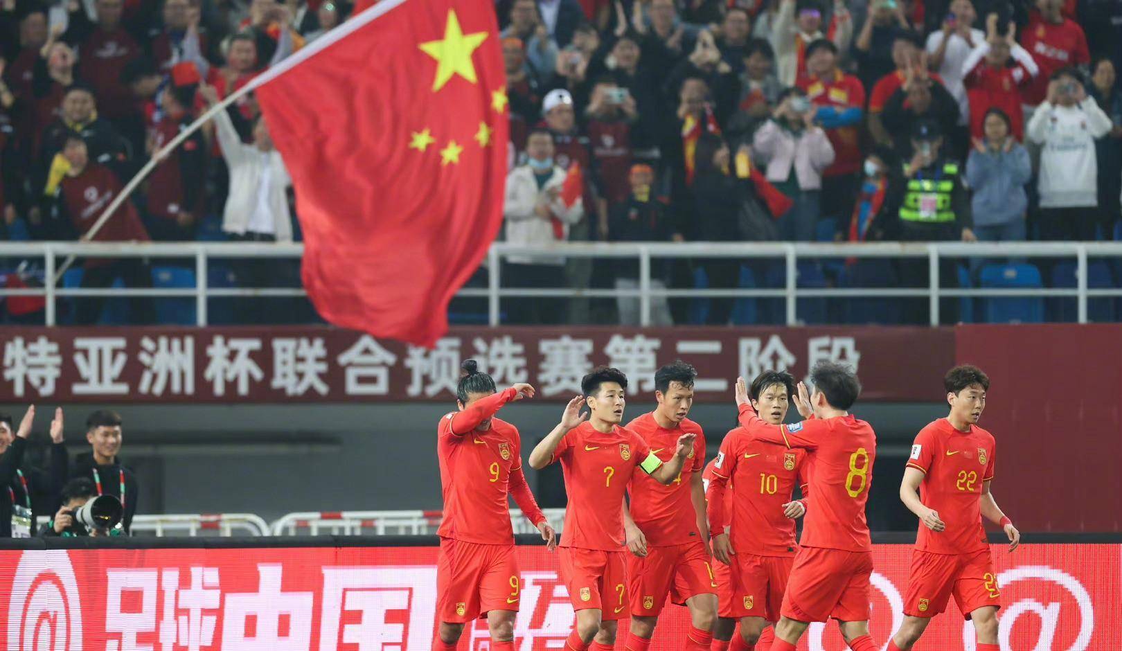 开云体育-韩国球队实现大逆转，晋级形势大好