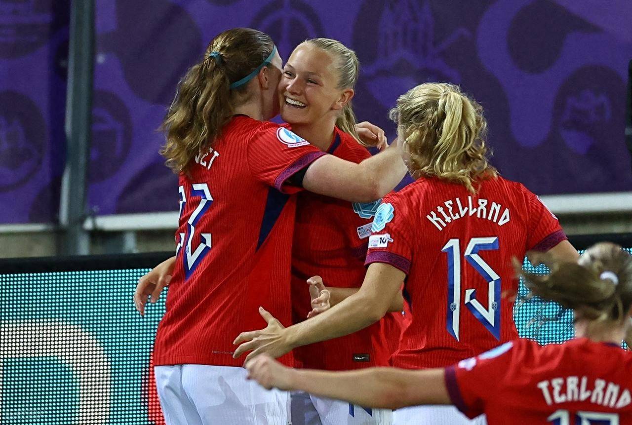 开云体育官方网站-英格兰大胜挪威,晋级形势一片大好