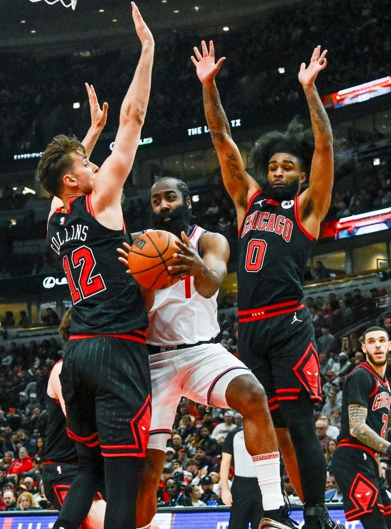 开云APP-快船战胜公牛,小卡独得32分