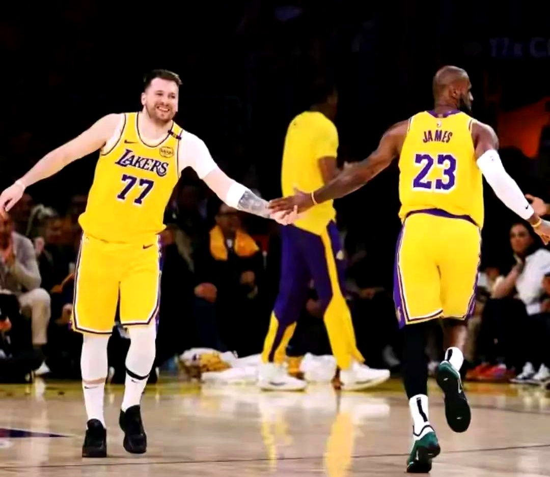 开云官方app入口-湖人队季后赛磨合状态亮眼,成为夺冠热门?