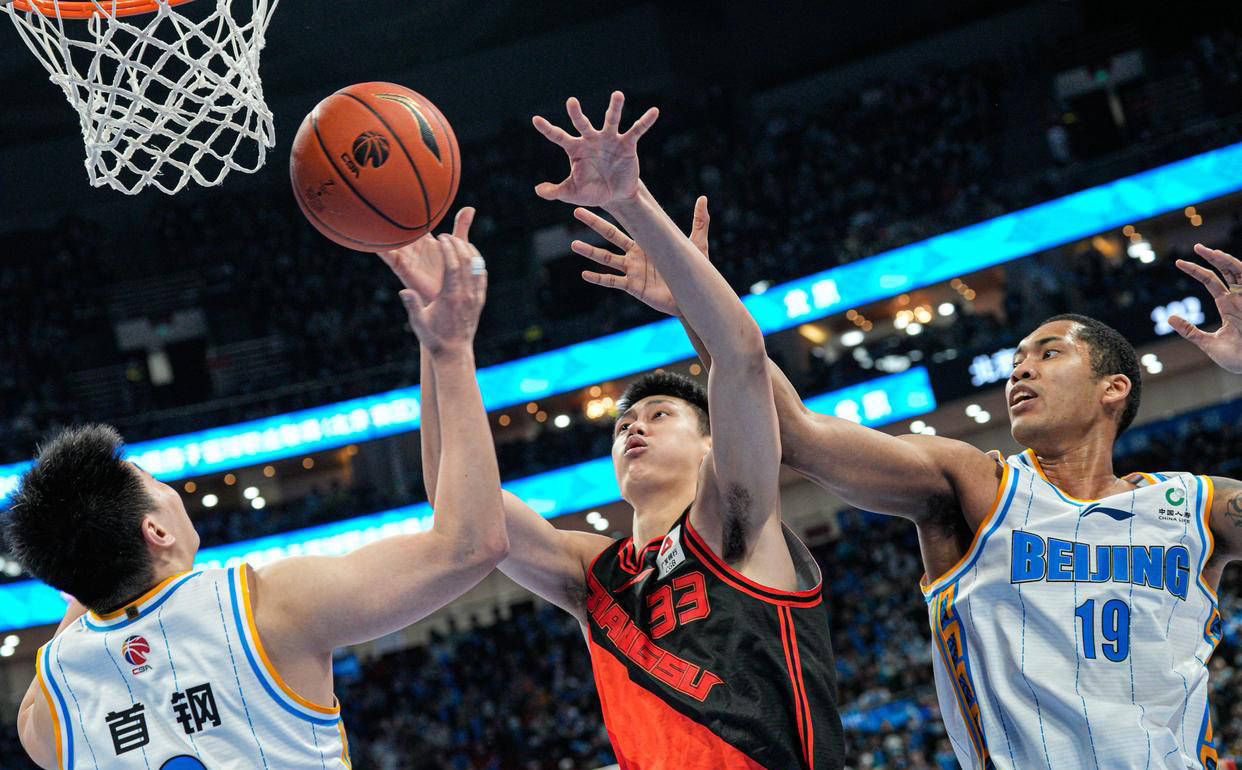 开云官方app入口-关于顶尖球员实力抢眼,场上表现优异的信息