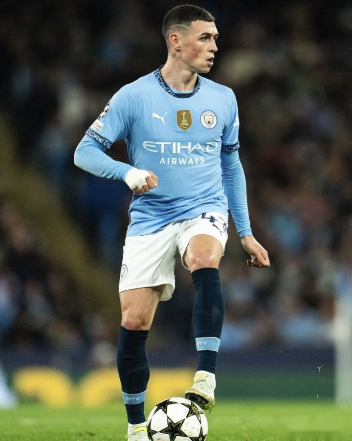 开云体育在线-史上最长进球,年轻球员刷出全场最佳