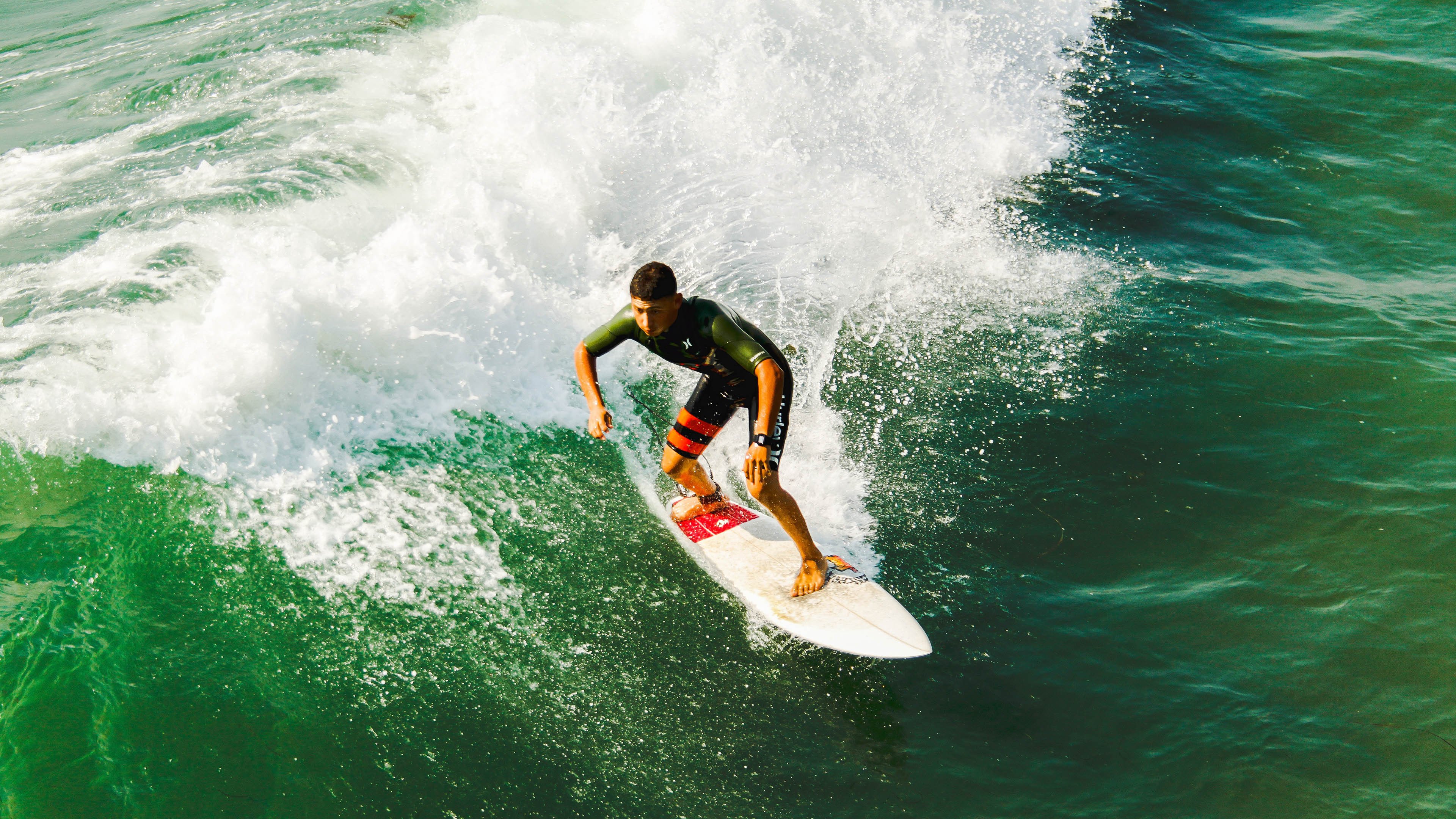 开云APP-太阳沉没，狐狸升起，福克斯接过凤凰城权杖的致命黄昏
